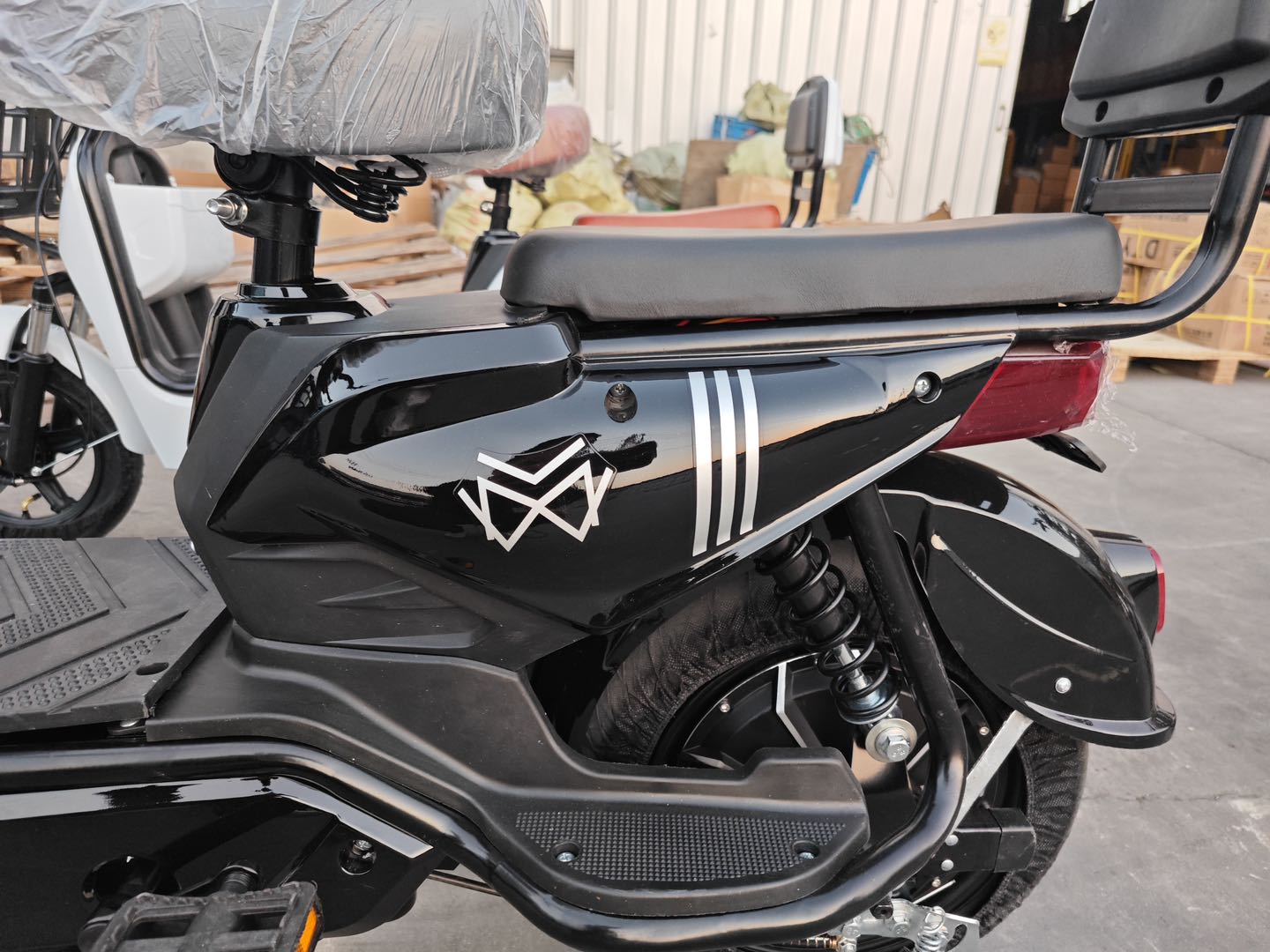 Bicicleta Elétrica JY MW 500W Sem CNH 3 Velocidades Couro